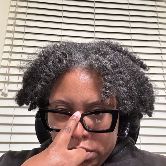 Bold Black Rectangular Glasses with Geometric Design - Picture 6 of 7